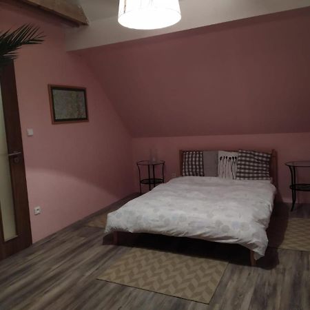 Luxury Accommodation Near Prague Airport Stredokluky Экстерьер фото