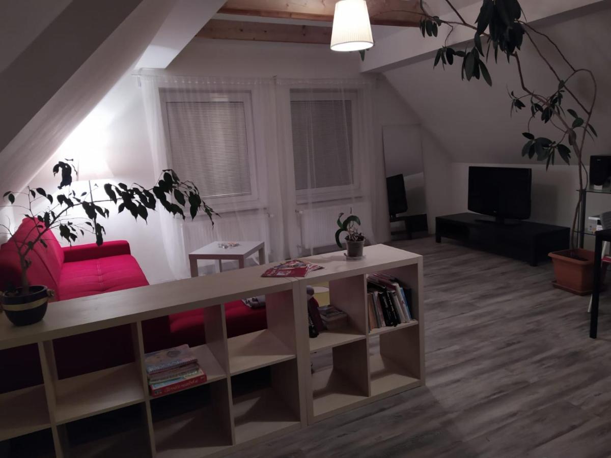 Luxury Accommodation Near Prague Airport Stredokluky Экстерьер фото